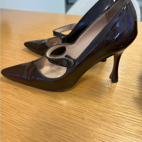 Manolo Blahnik Chocolate Brown Heels - Picture 3 of 3